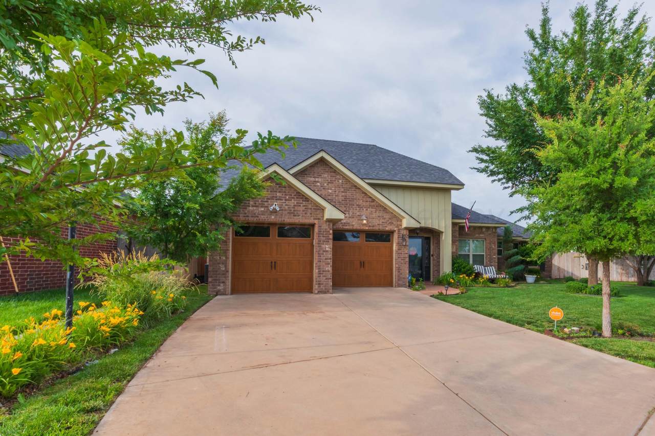 9315 Clint Avenue - Photo 1