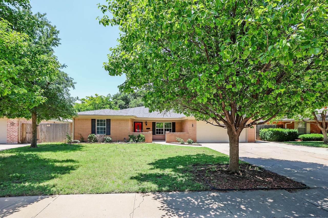 3506 Barclay Drive - Photo 1