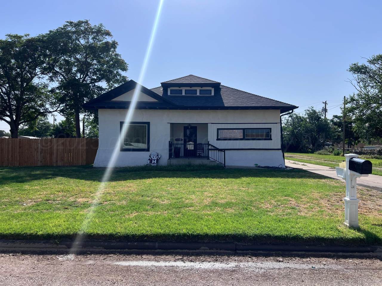 110 Ave G - Photo 1