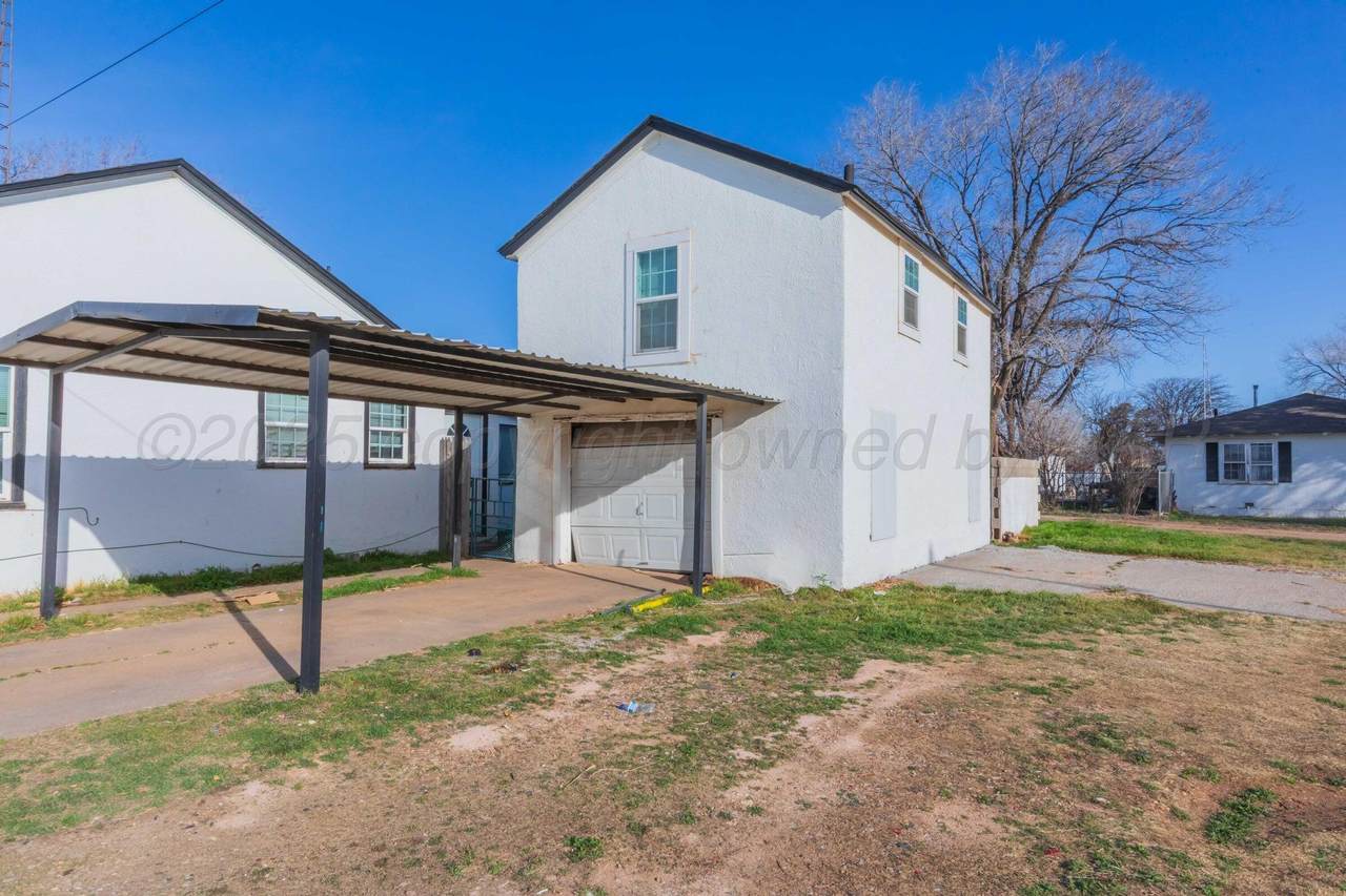 525B 2nd Street - Photo 1