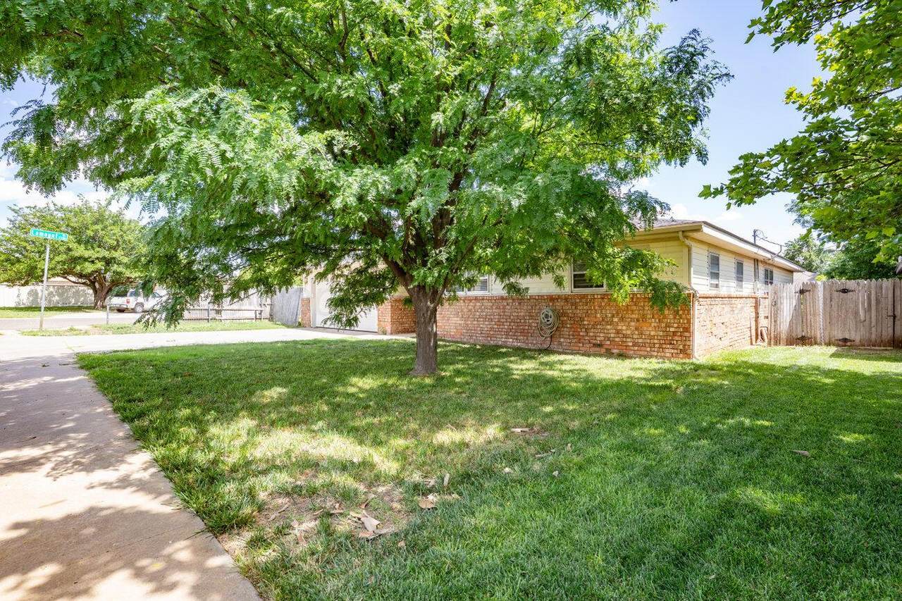 5101 Pin Oak Drive - Photo 1