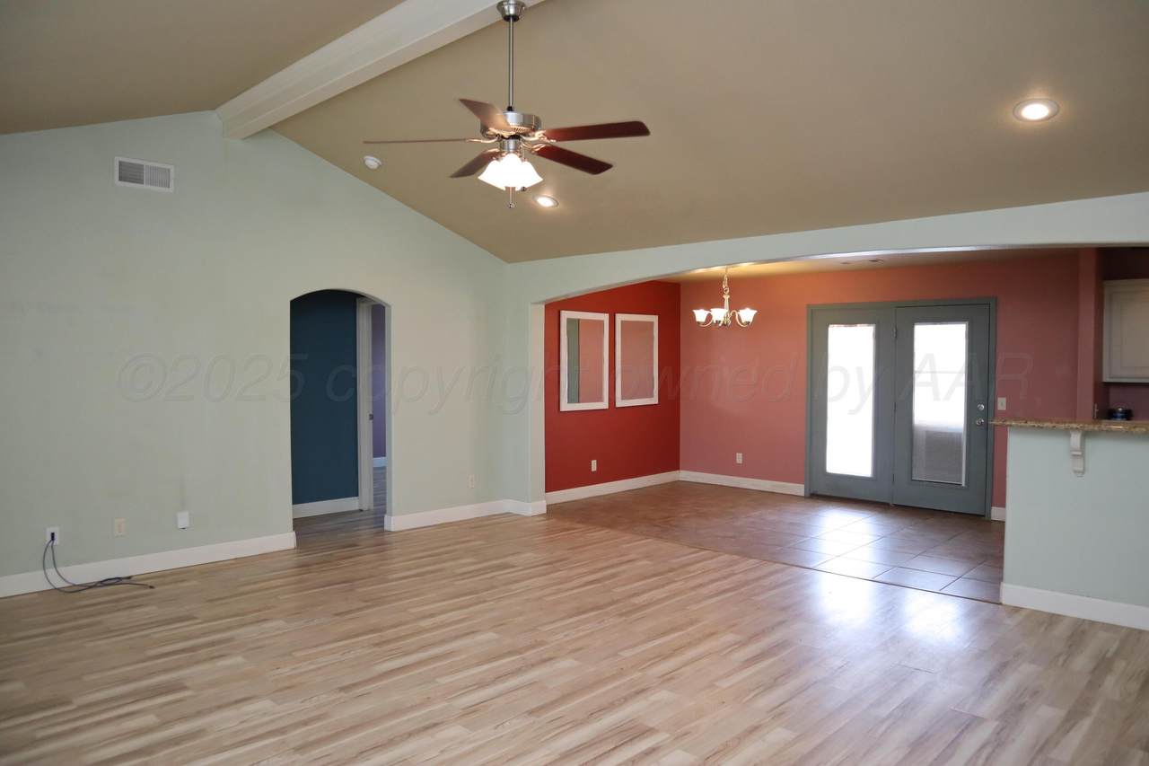 https://bt-photos.global.ssl.fastly.net/amarillo/1280_boomver_1_25-6047-2.jpg