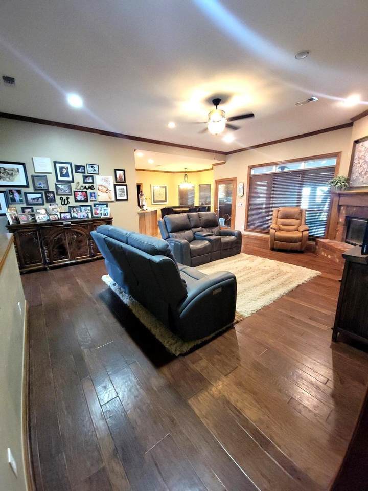 https://bt-photos.global.ssl.fastly.net/amarillo/1280_boomver_1_25-6132-2.jpg