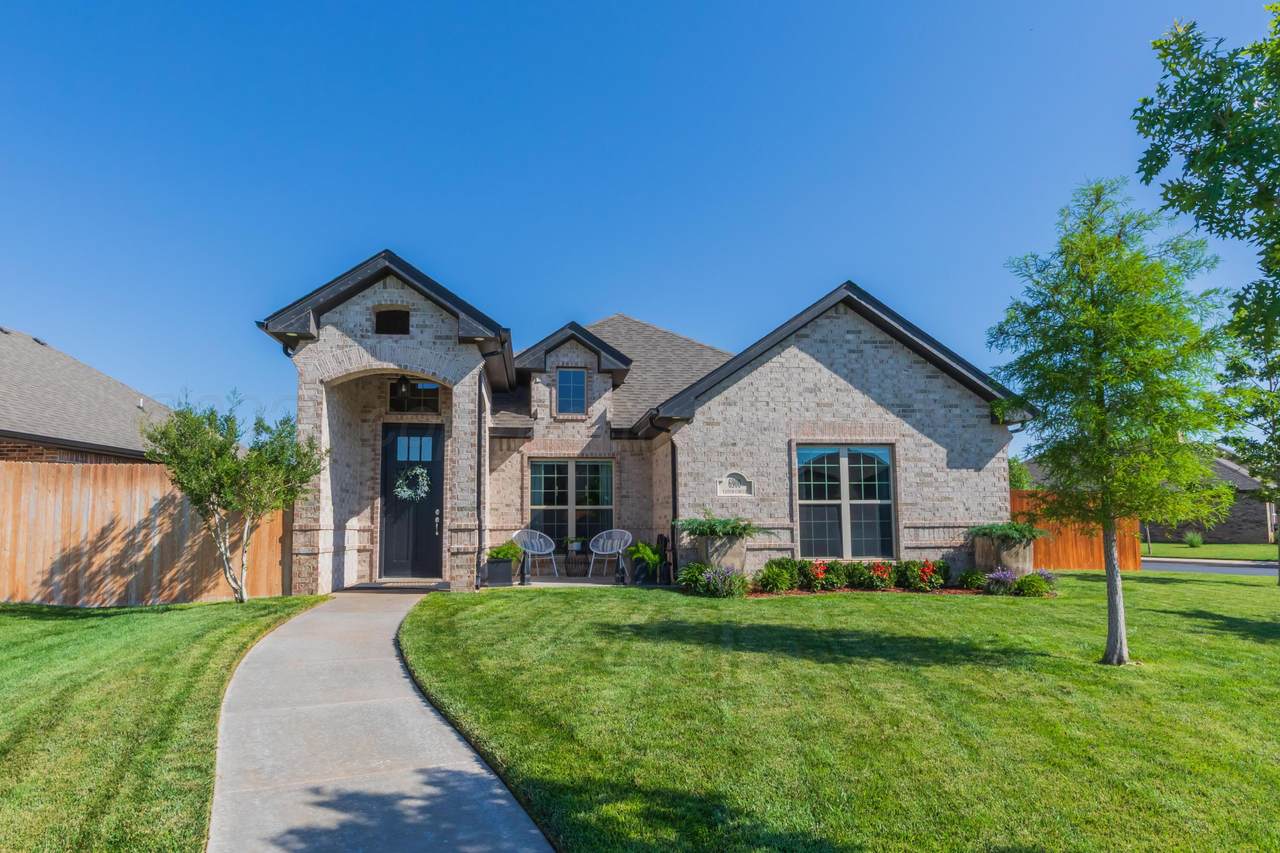 6900 Tatum Circle - Photo 1