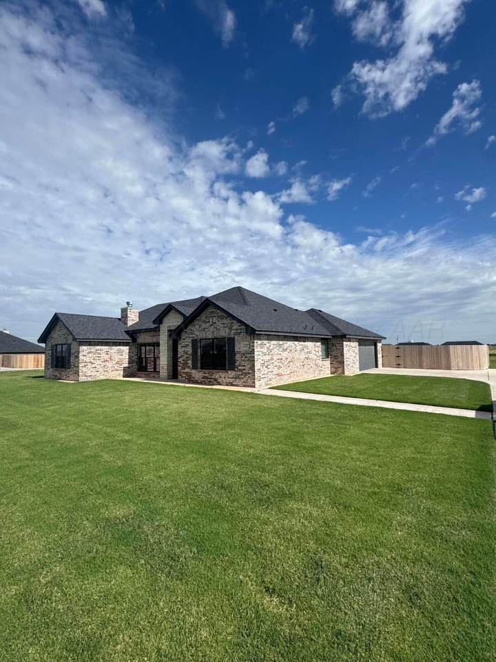 19100 Pecan Springs Road - Photo 1