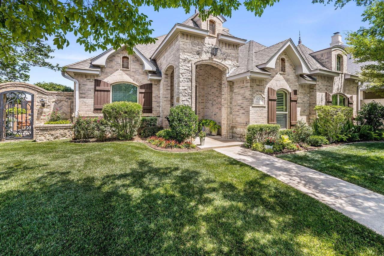 6826 Baccus Drive - Photo 1