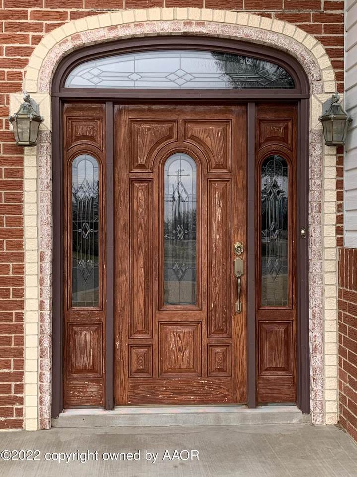 1121 Bernice Street - Photo 1