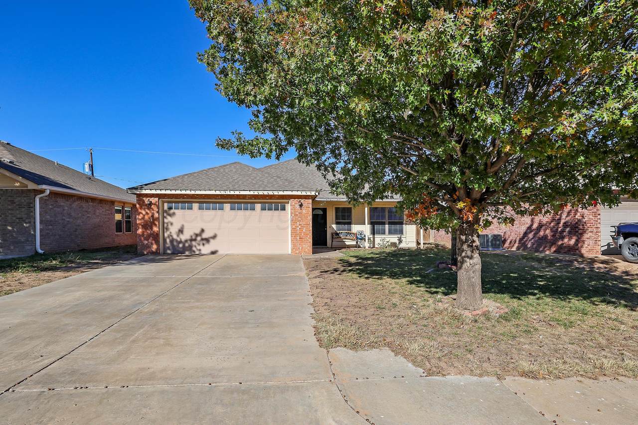 3707 Eagle Crest Drive - Photo 1