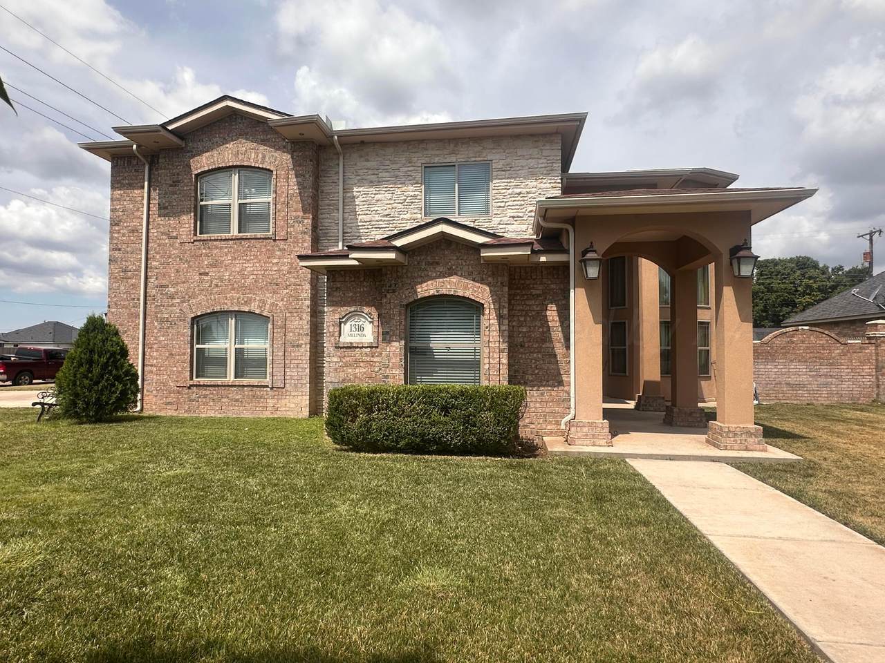 1316 Melinda Lane - Photo 1