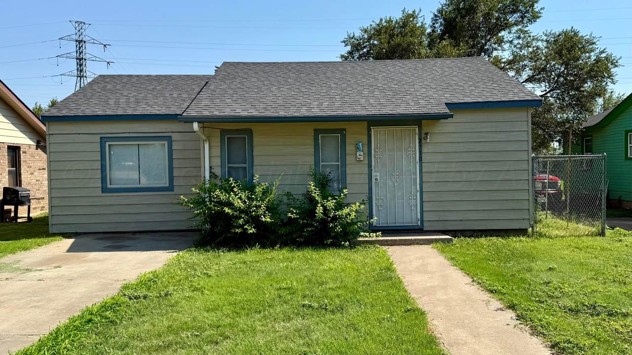 2710 Wichita Avenue - Photo 1