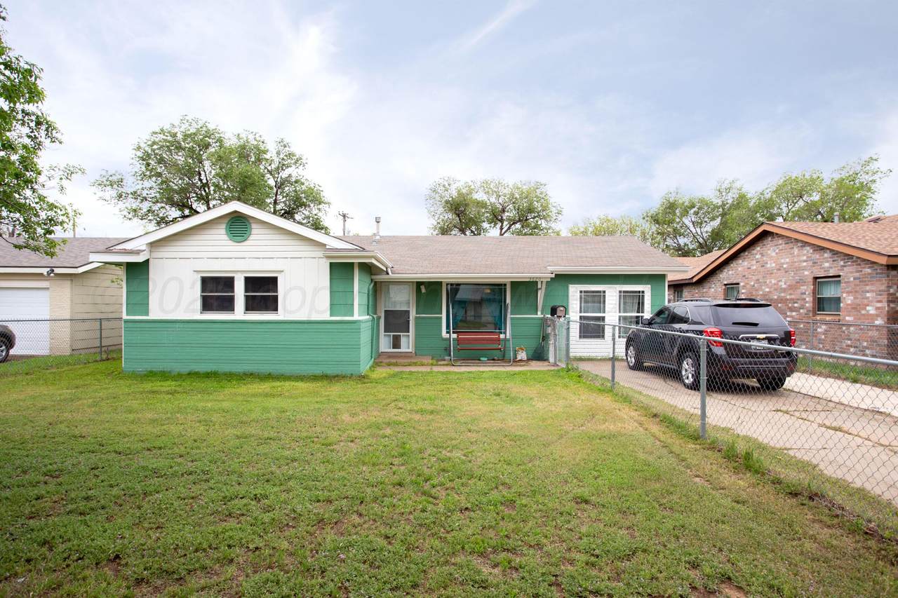 3620 31ST Avenue - Photo 1