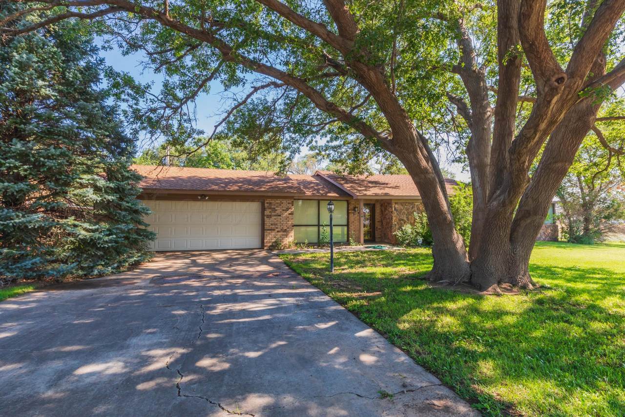 410 Creekside Drive - Photo 1