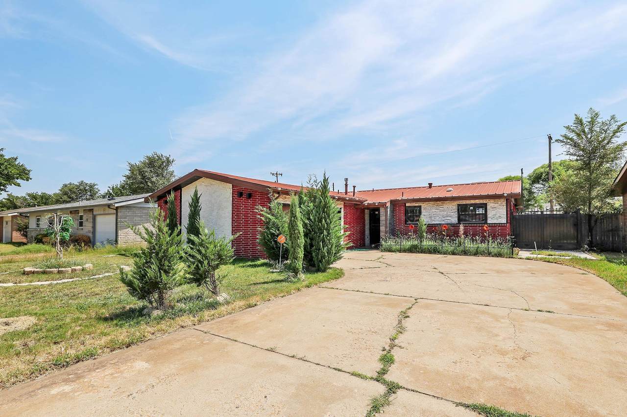 5005 Westway Trail - Photo 1