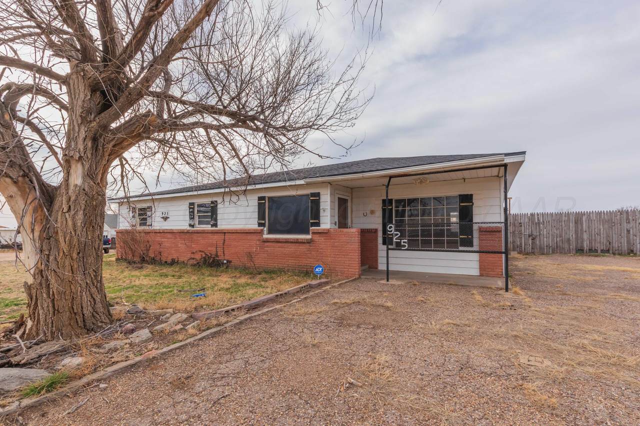 925 Colorado Avenue - Photo 1