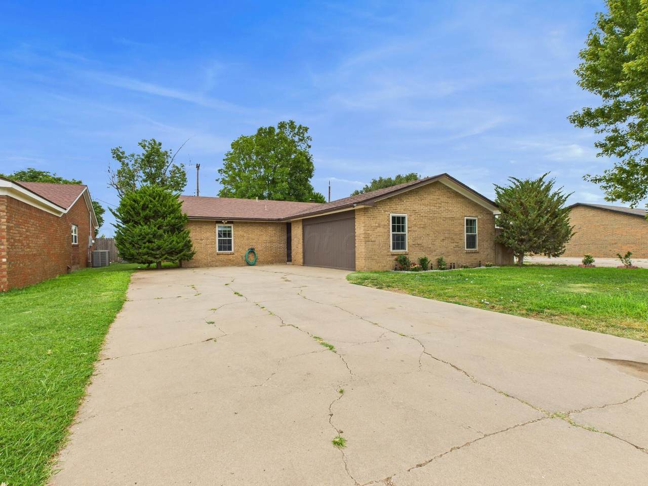 1313 Chestnut Street - Photo 1