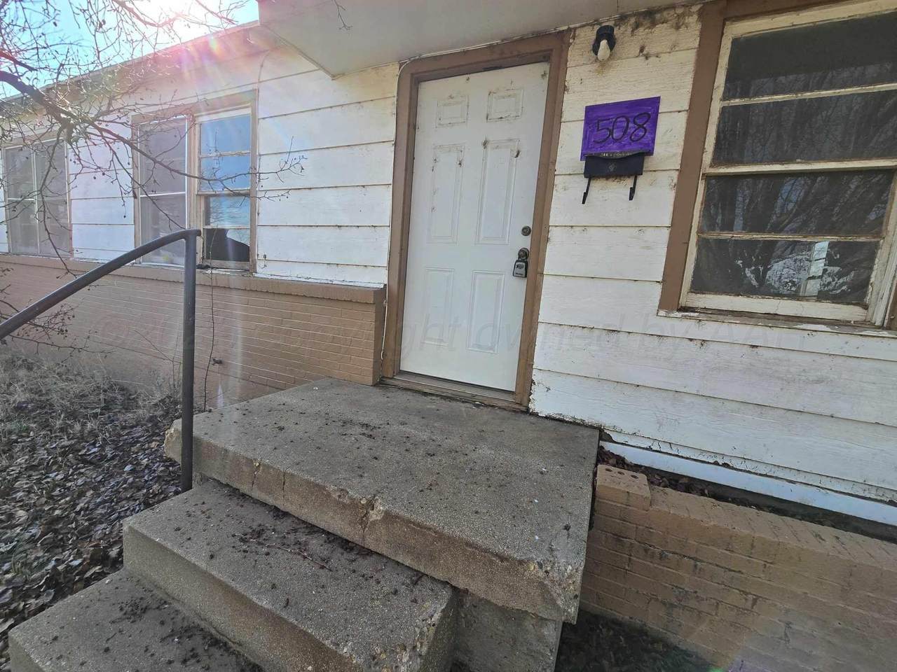 508 Collins Avenue - Photo 1