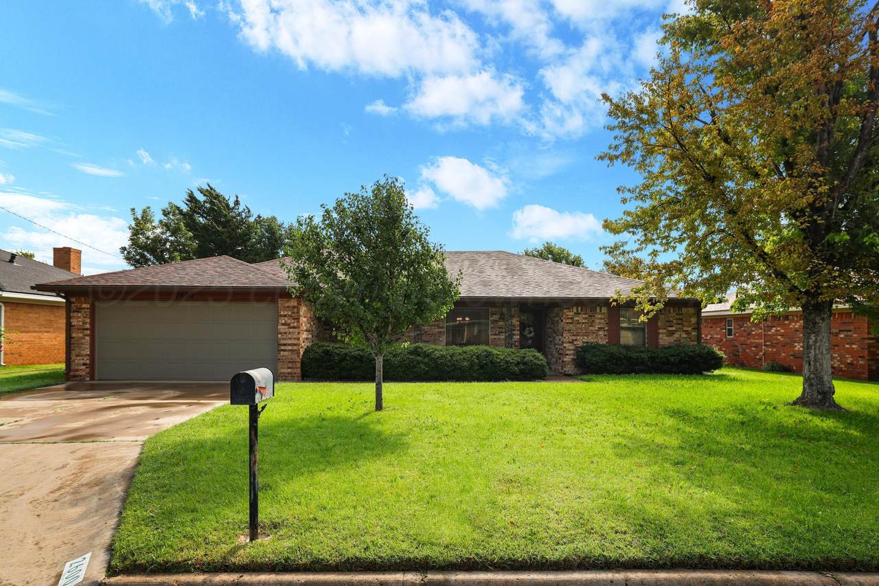 2600 Fir Street - Photo 1