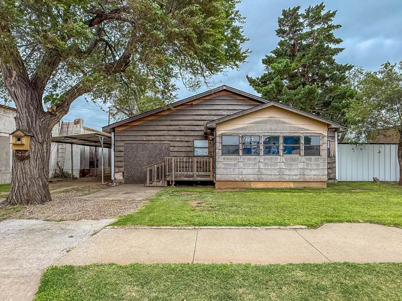 107 Grand Street - Photo 1