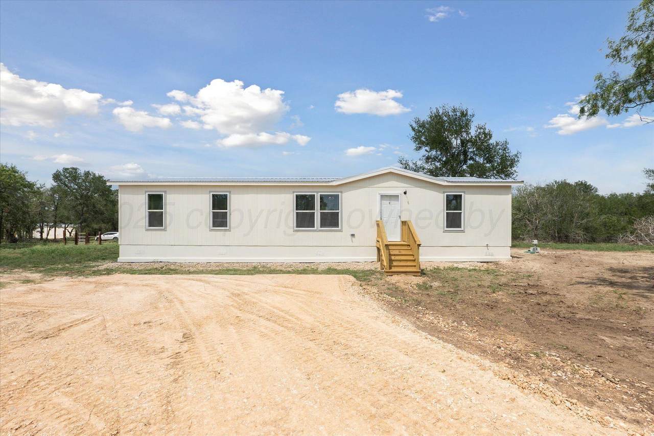 112 Quail Lane - Photo 1