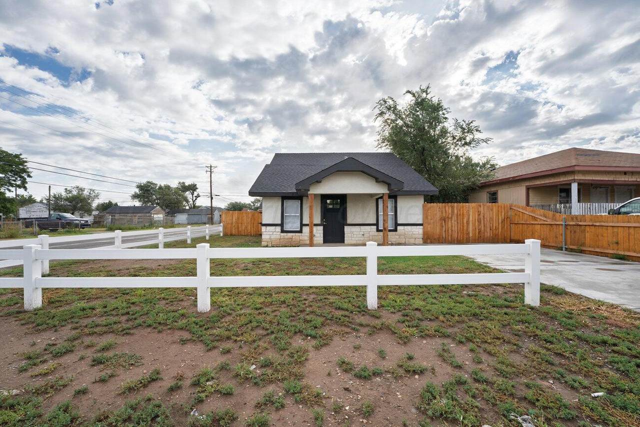 810 Cleveland Street - Photo 1