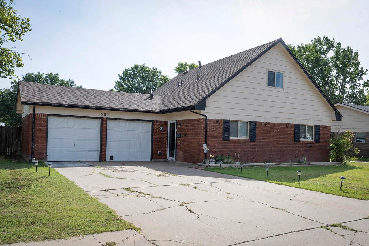 505 Phillips Drive - Photo 1