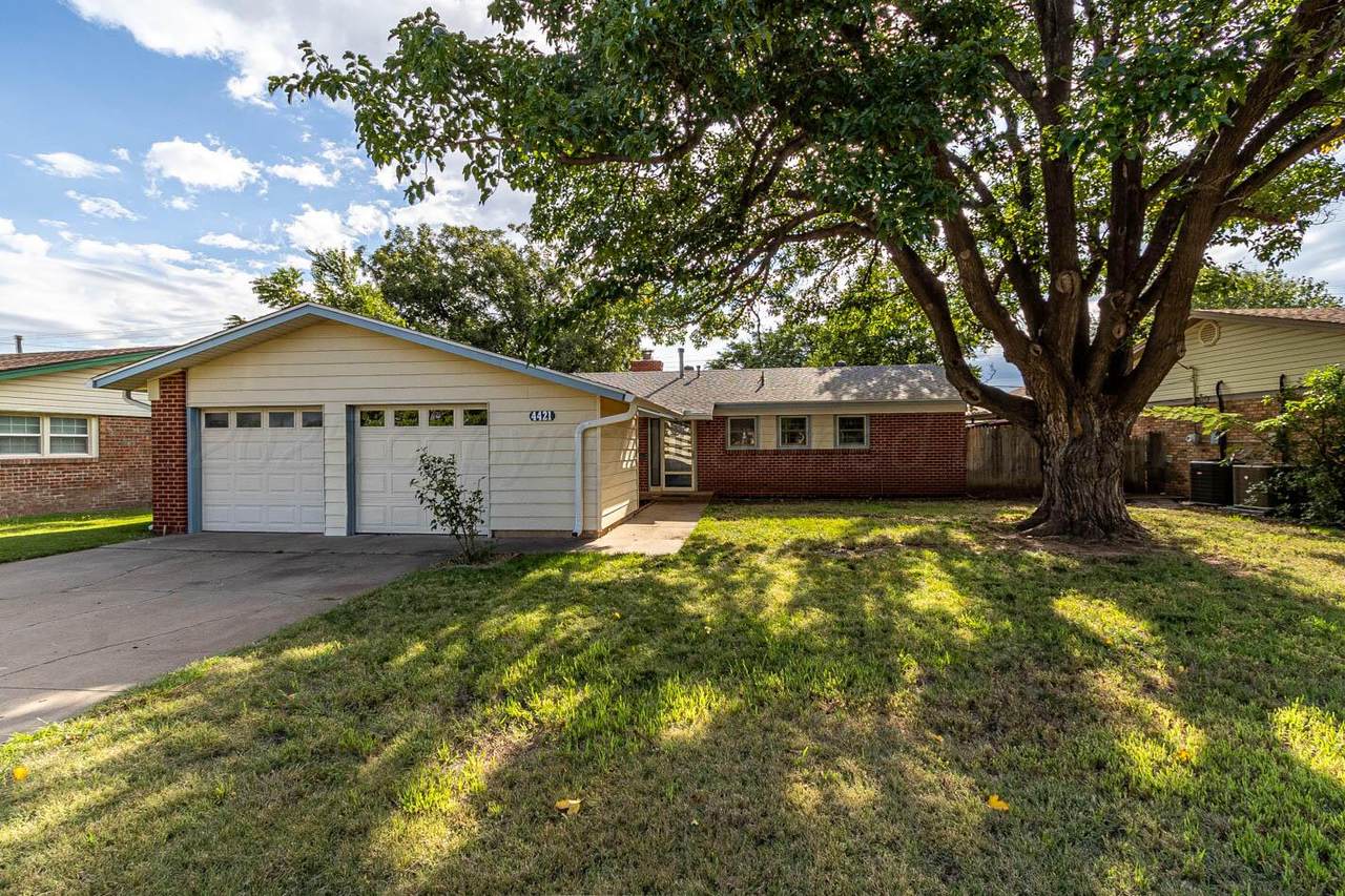 4421 Mesa Circle - Photo 1