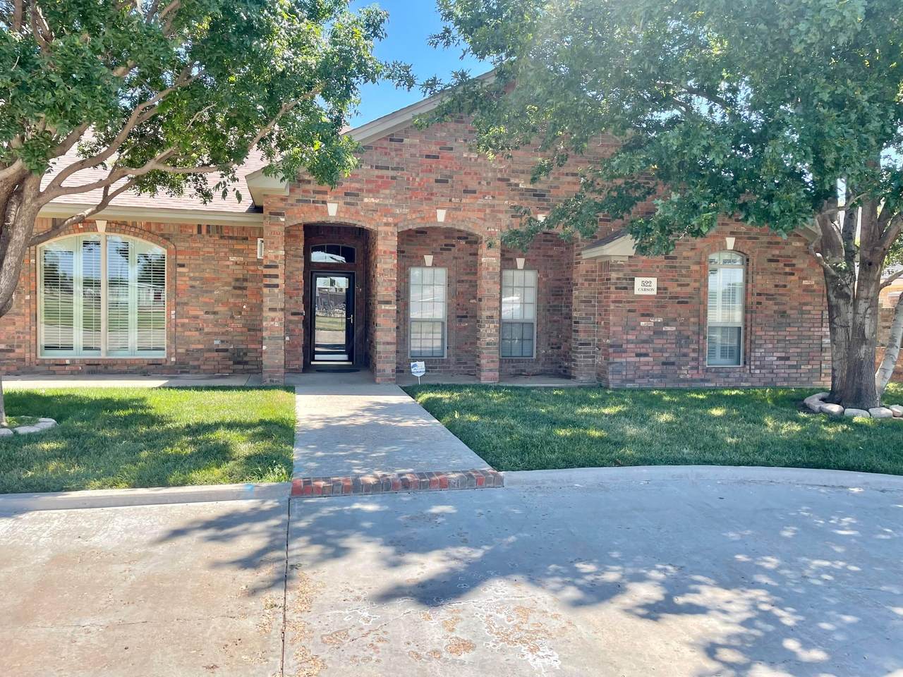 522 Carson Avenue - Photo 1