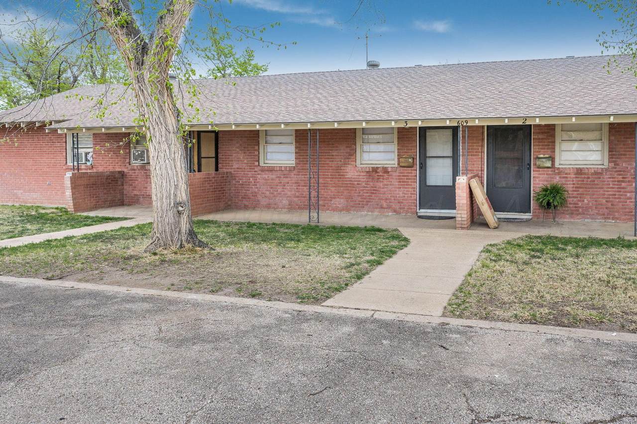 609 16TH Apt #3 Street - Photo 1