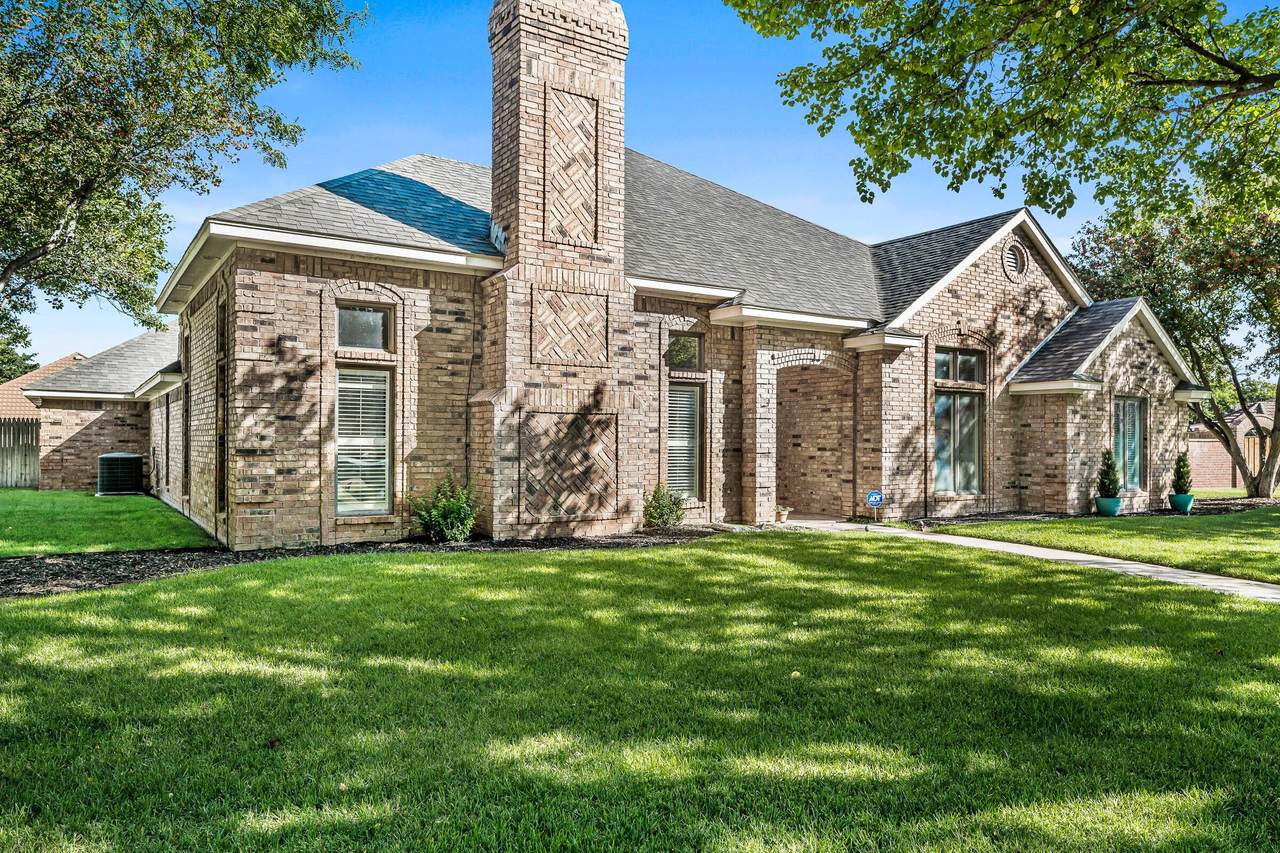 7806 Christina Avenue - Photo 1