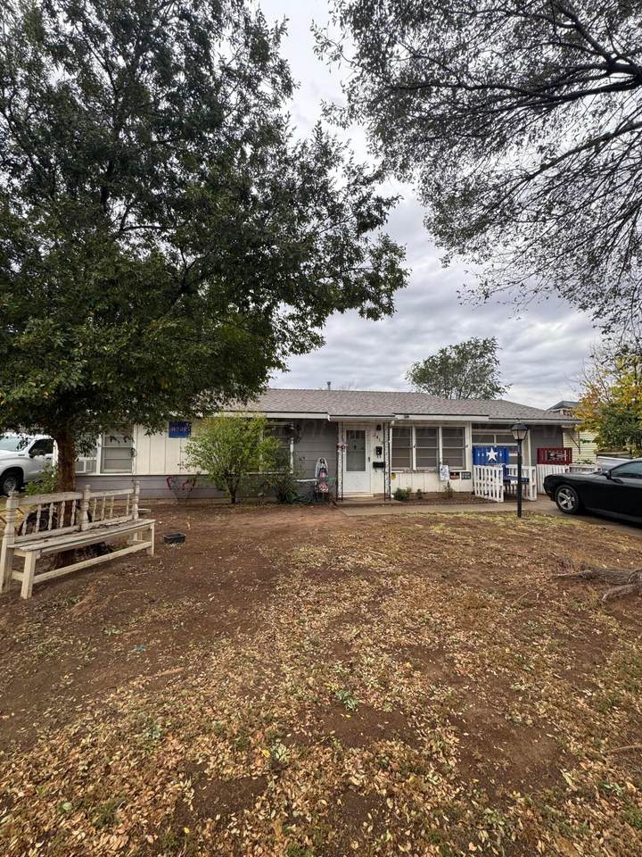 2413 Poplar Street - Photo 1