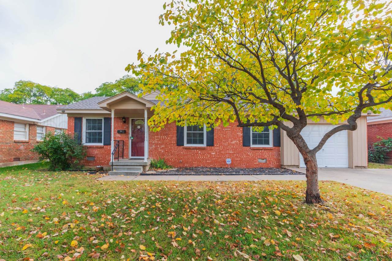 3719 Julie Drive - Photo 1