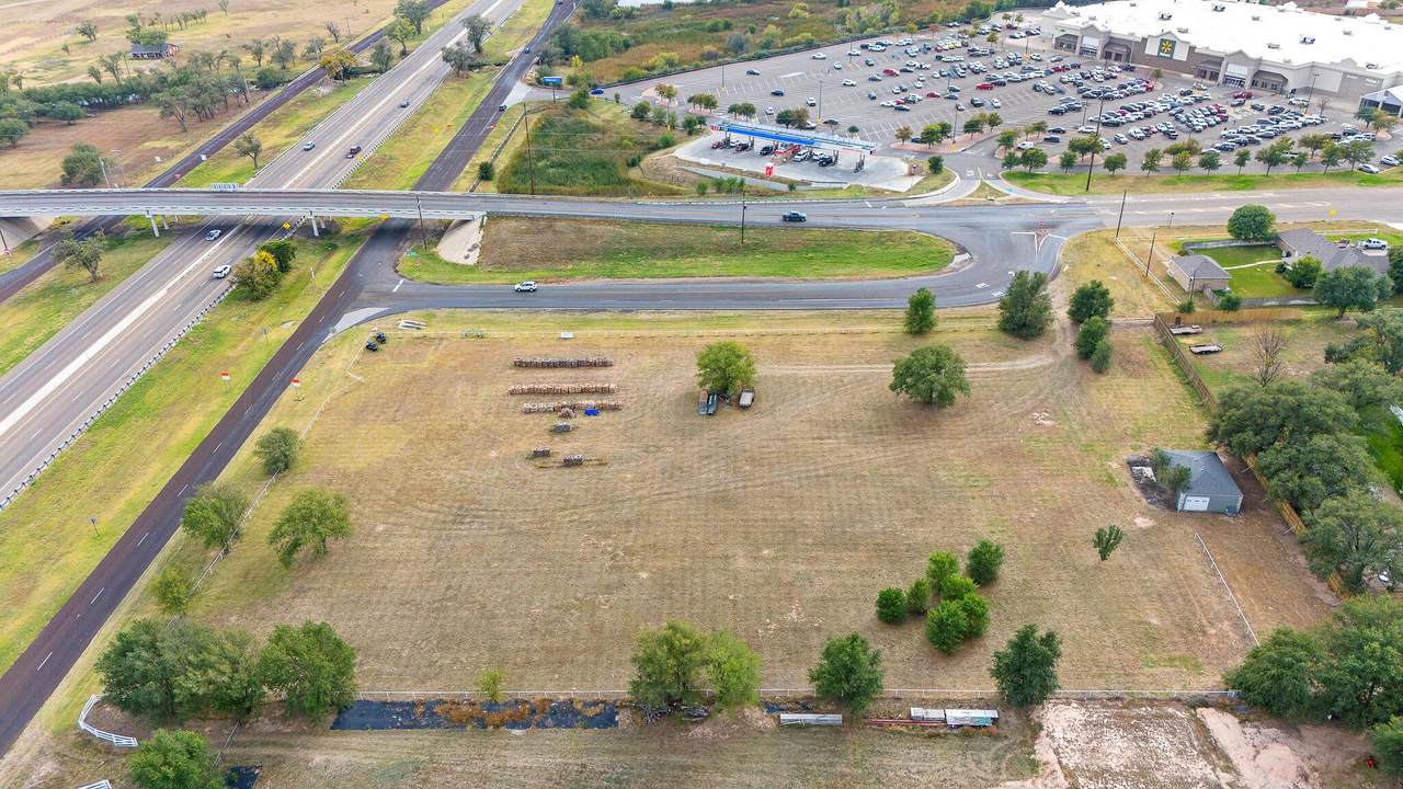 2001 23RD Street - Photo 1