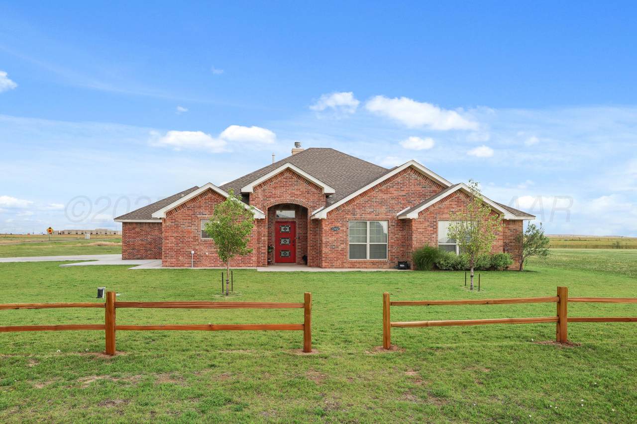 17450 Stone Creek Road - Photo 1