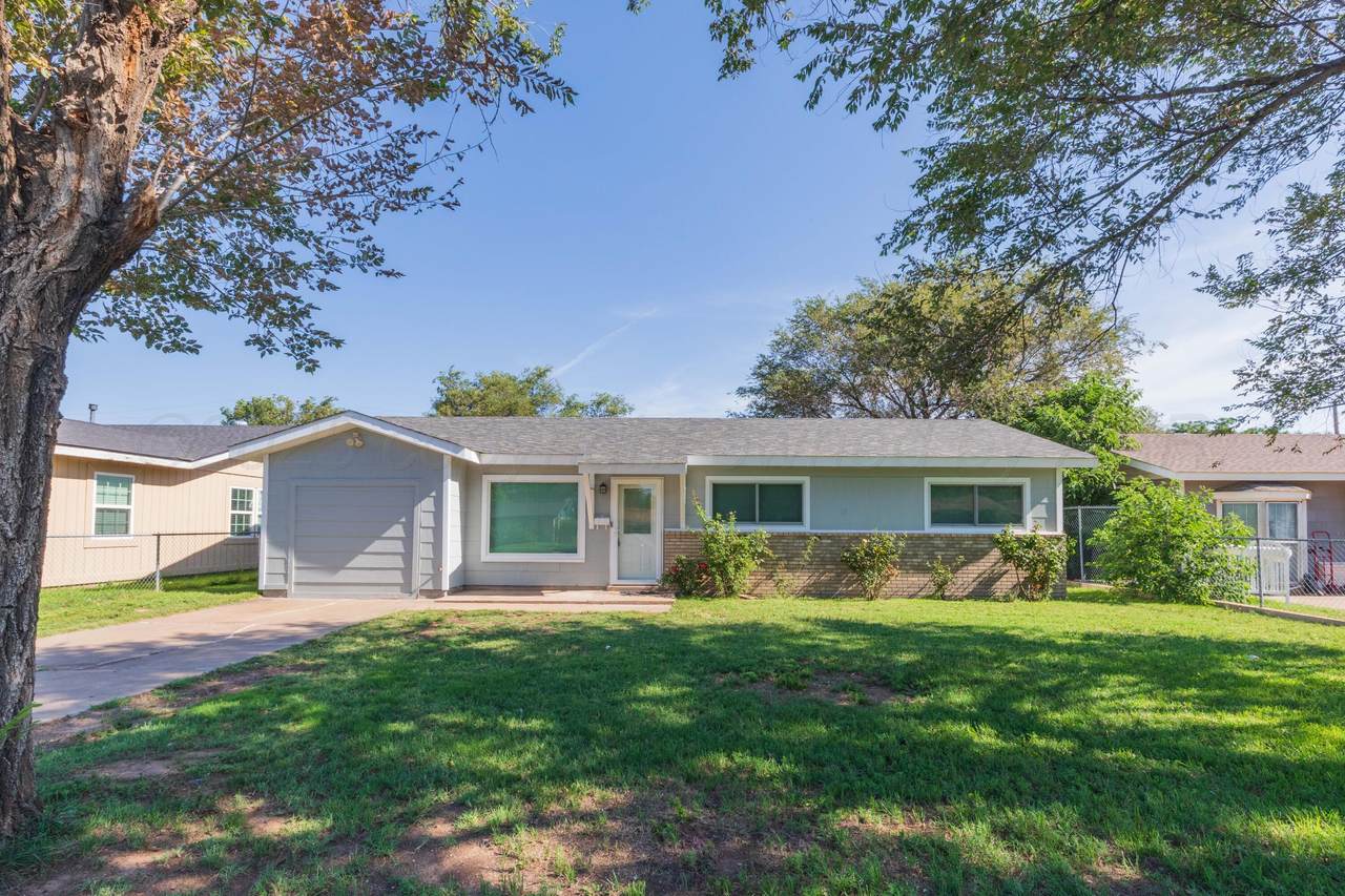 3617 31ST Avenue - Photo 1