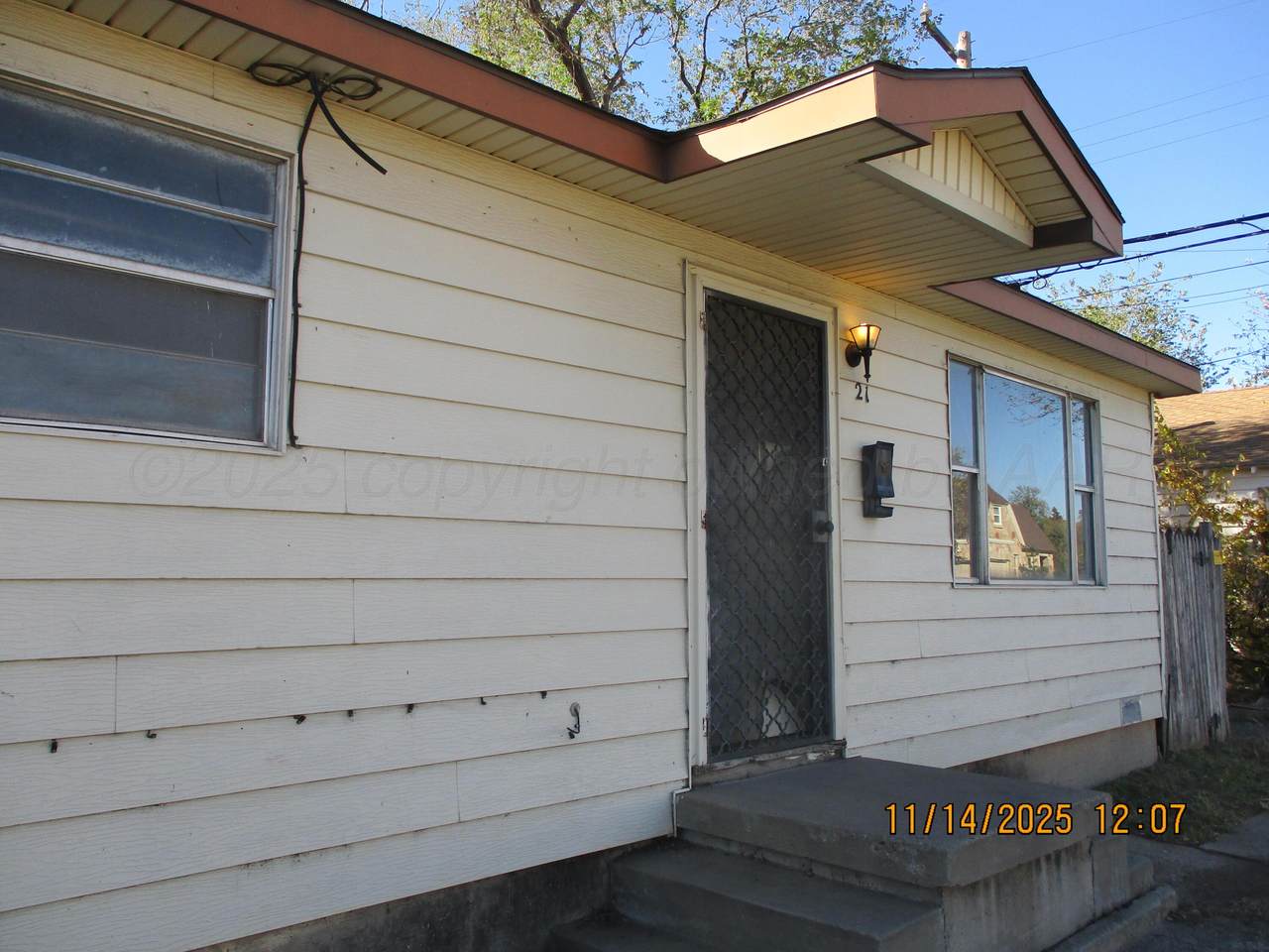 211 34TH Avenue - Photo 1