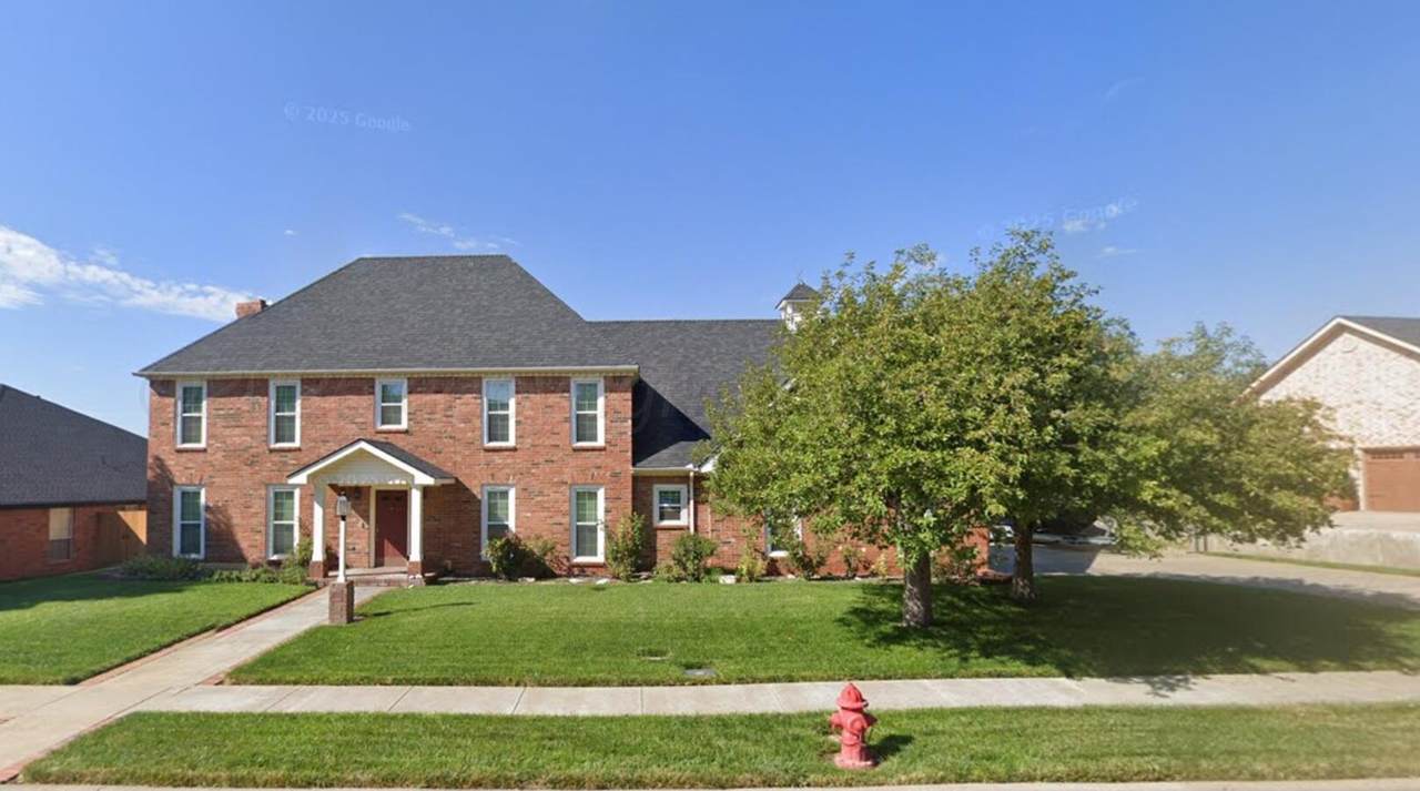 208 Loma Linda Lane - Photo 1