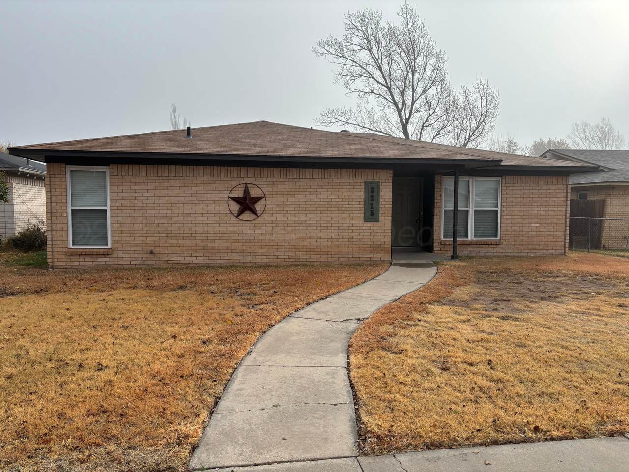 3215 Vernon Street - Photo 1