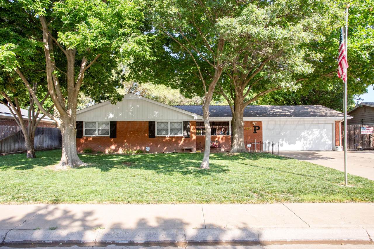 2900 Teckla Boulevard - Photo 1