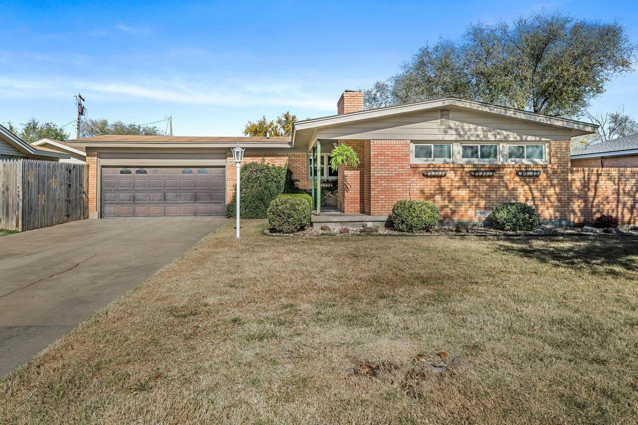 5212 Westgate Drive - Photo 1