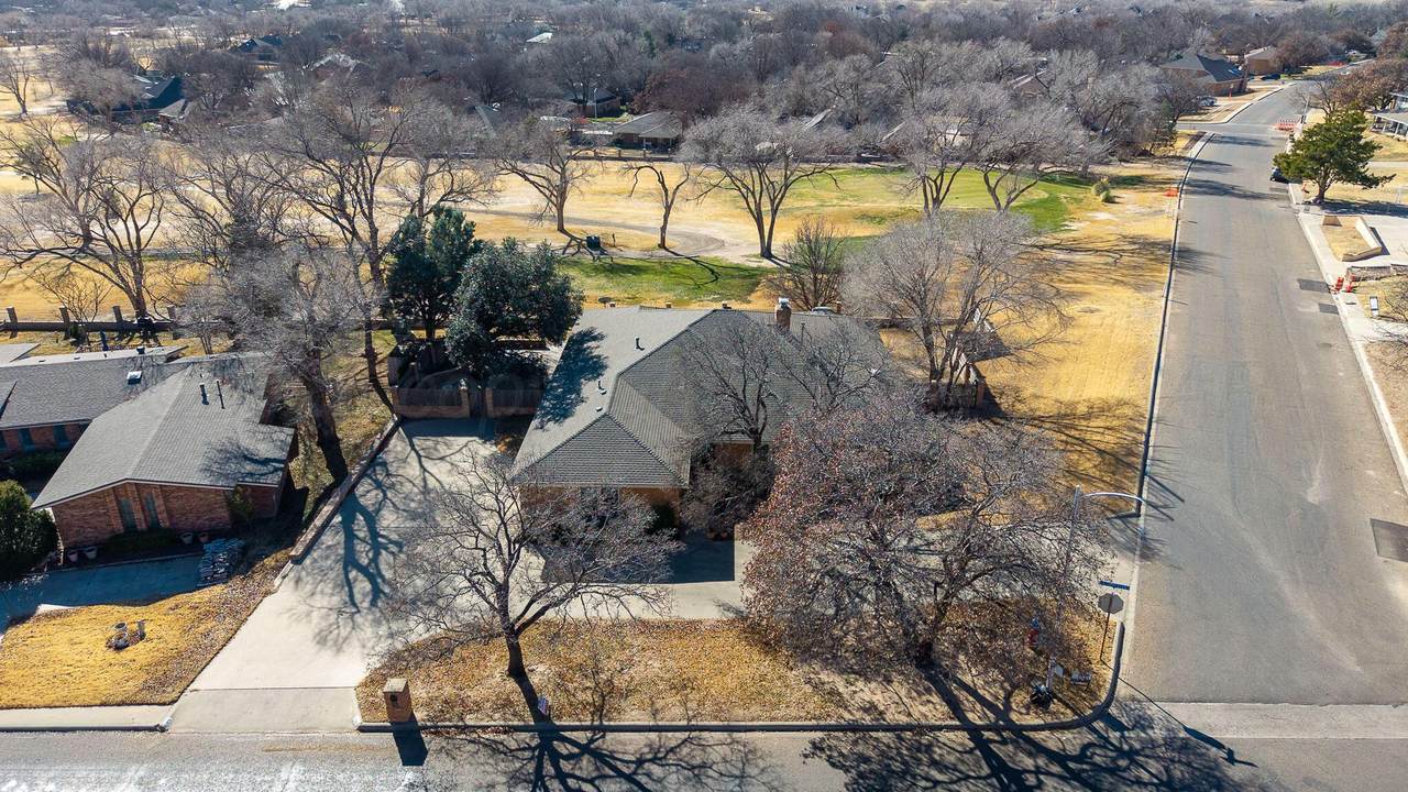 75 Country Club Drive - Photo 1