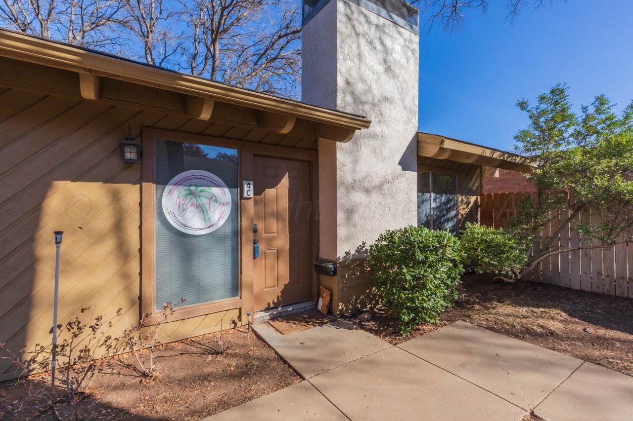 3419 Coulter - Photo 1