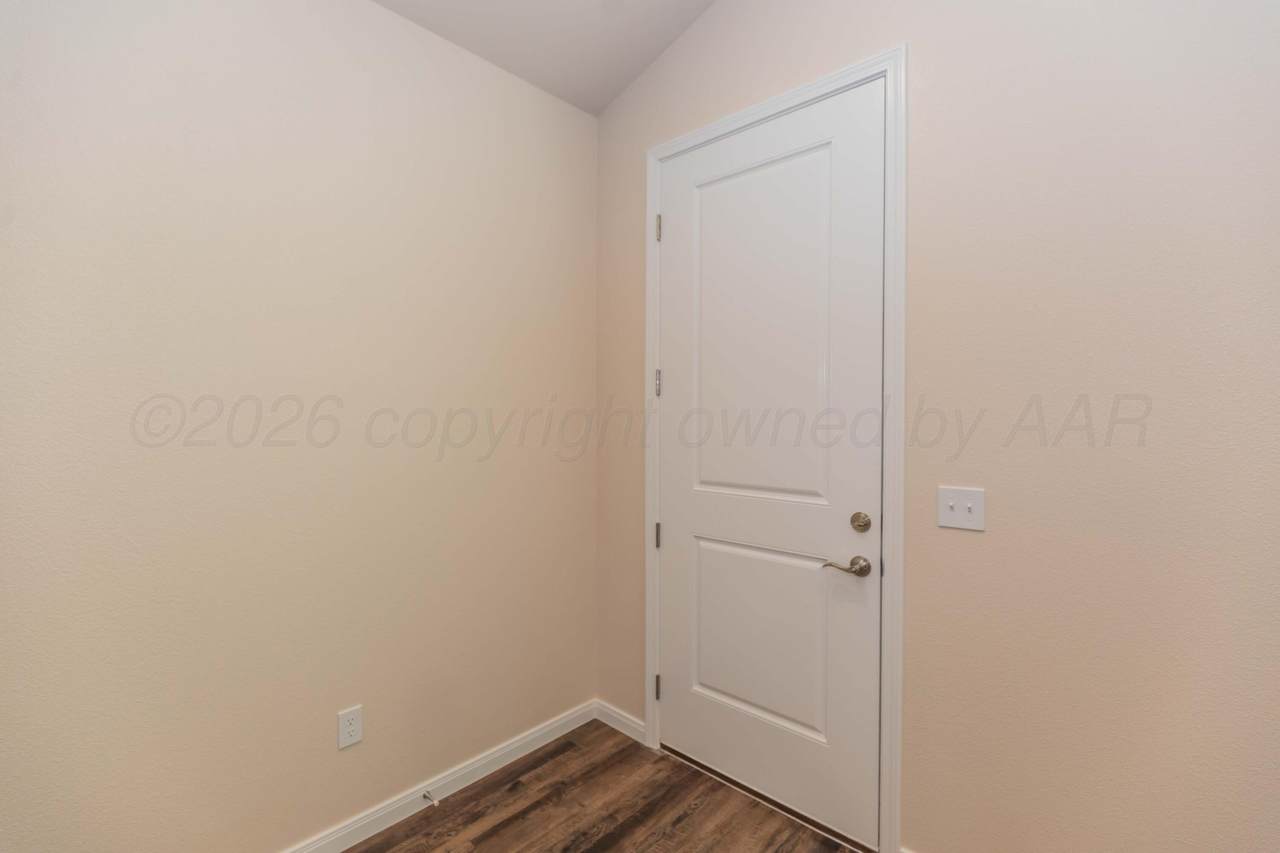 https://bt-photos.global.ssl.fastly.net/amarillo/1280_boomver_1_26-1219-2.jpg
