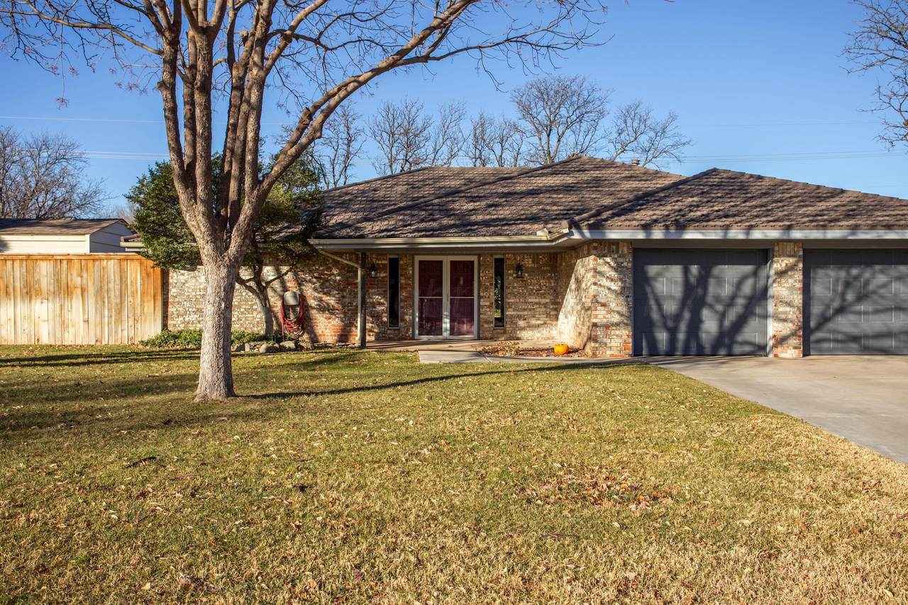 3704 Montague Drive - Photo 1