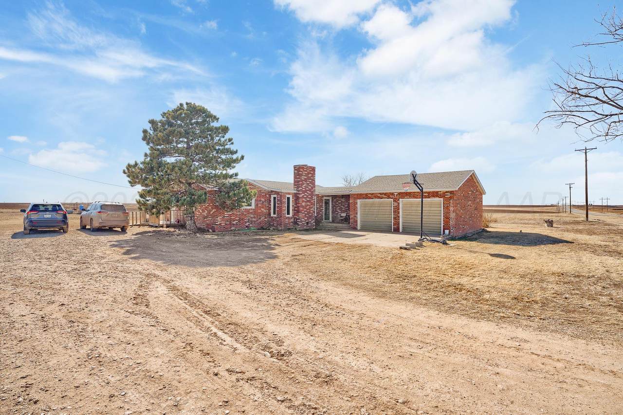 1790 Fm 145 - Photo 1