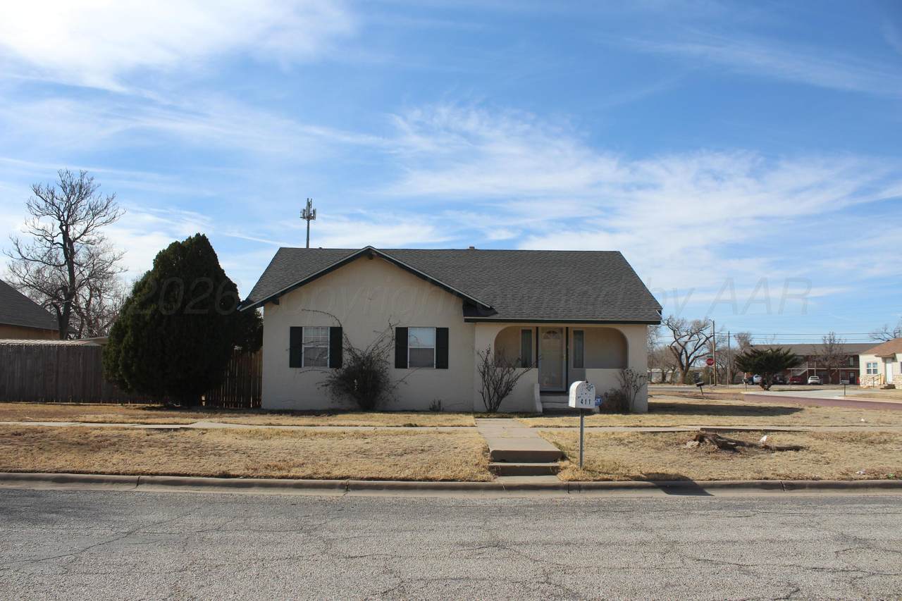 411 Ross Avenue - Photo 1