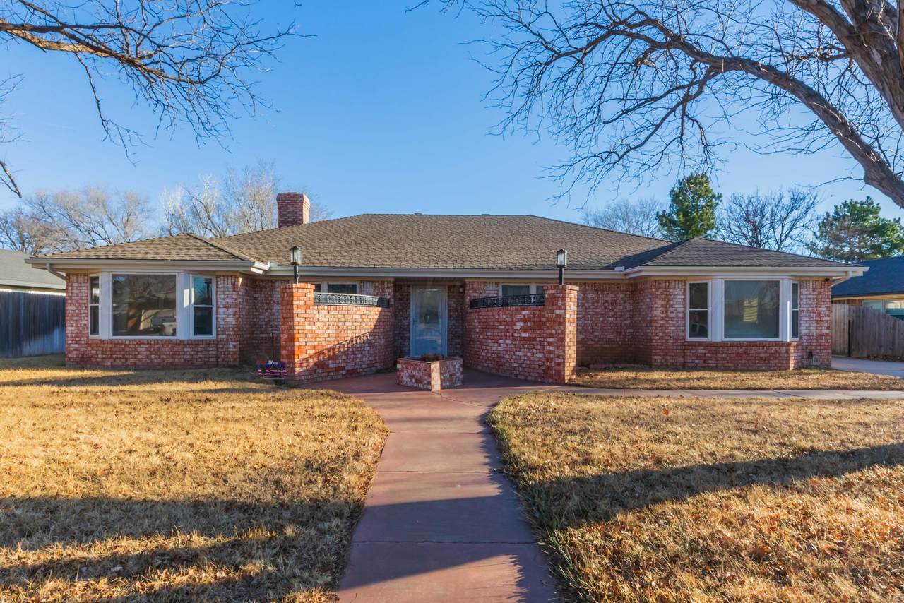 3721 Huntington Drive - Photo 1
