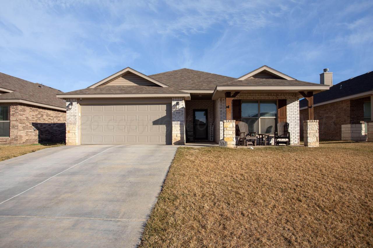 1640 Wesleyan Street - Photo 1