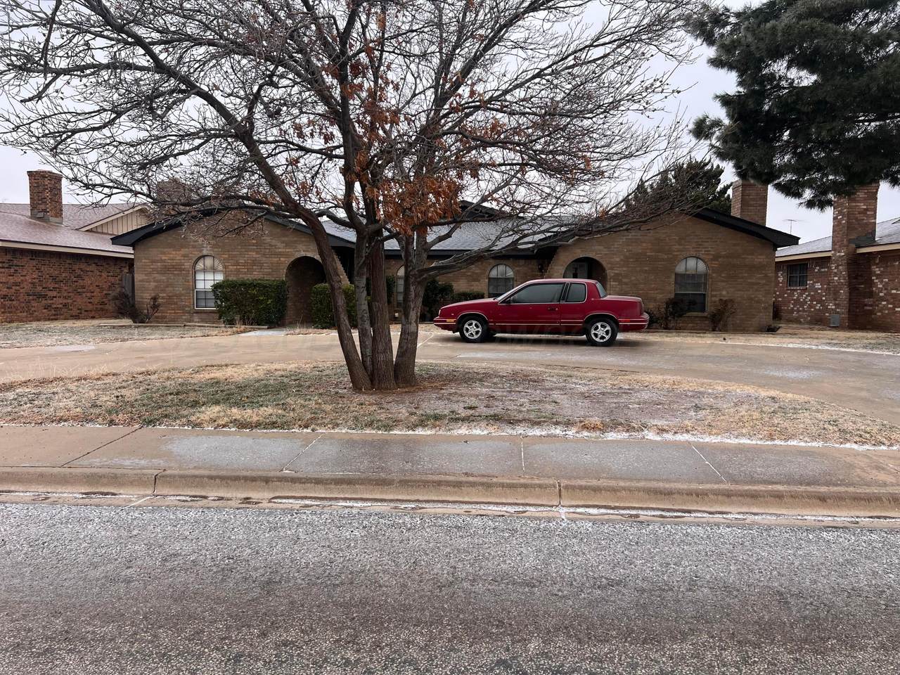 525 15th Street - Photo 1