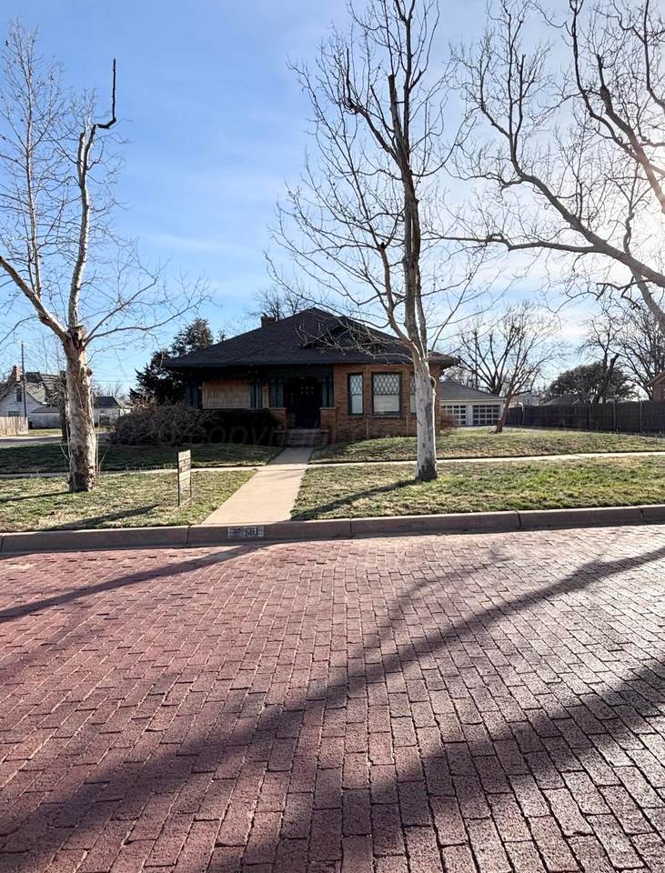 601 Avenue E Nw - Photo 1