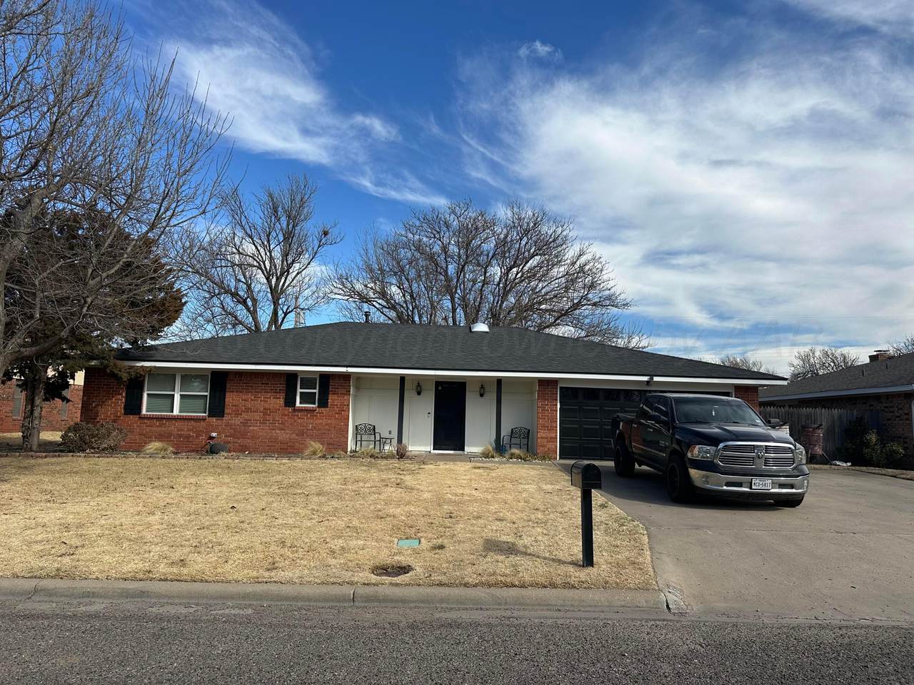 103 Somerset Street - Photo 1